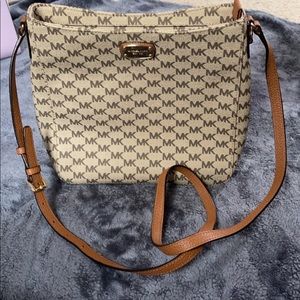 Michael Kors Crossbody